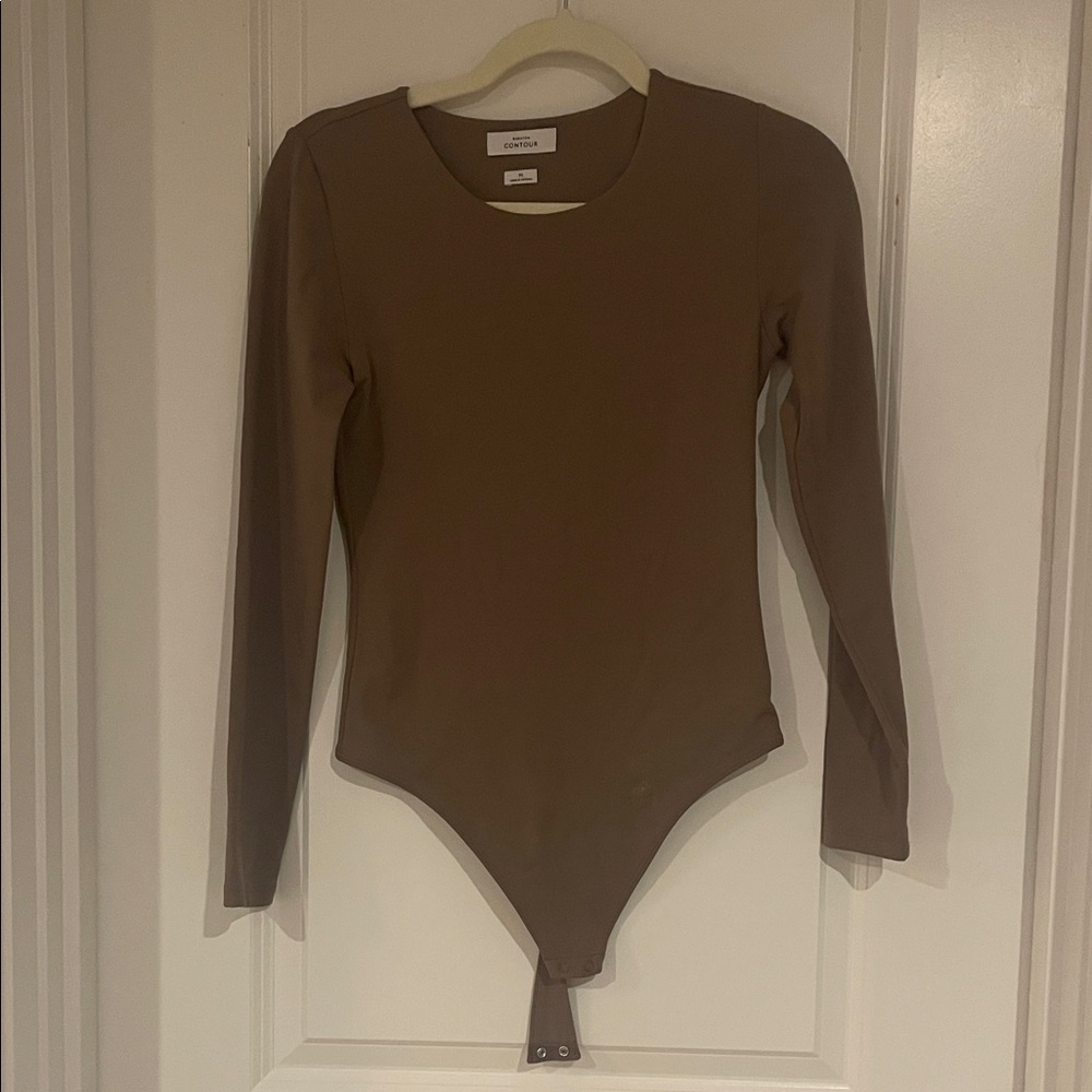 Aritzia Babaton Brown Long Sleeve Bodysuit Size Medium